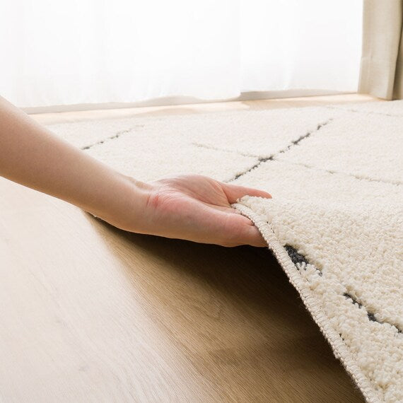 TUFTED RUG 185X185 BE SR003