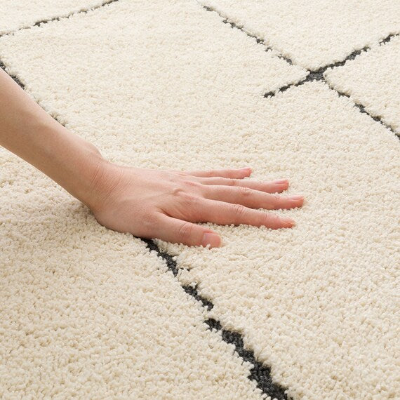 TUFTED RUG 185X185 BE SR003