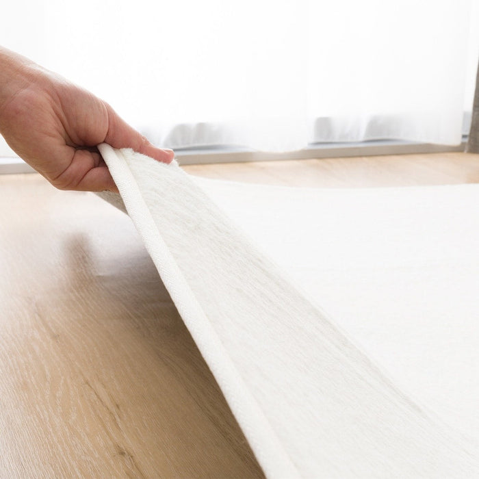 FUR RUG 185X185 IV RM01