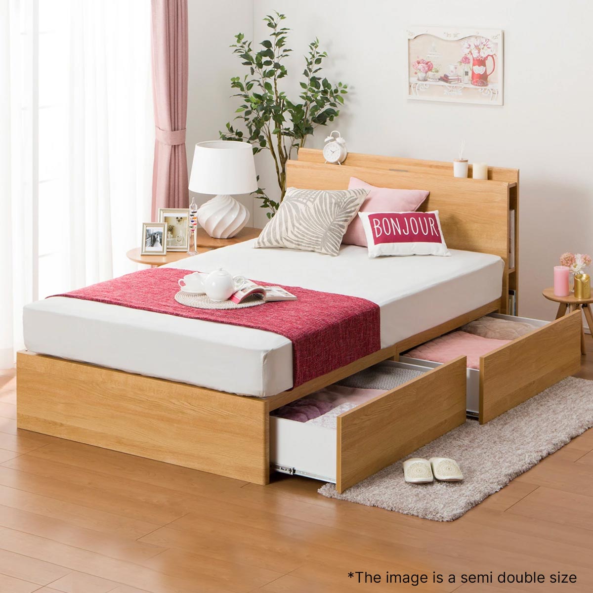 CLEARANCE - BED